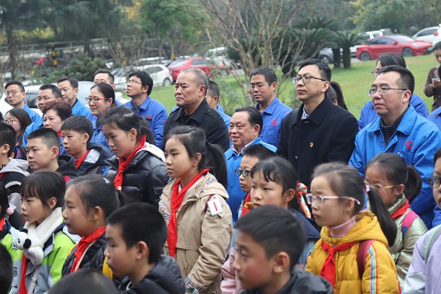 成都九球体育(China)官方网站集团行政党支部与成都磨子桥小学党支部开展科普育苗系列活动